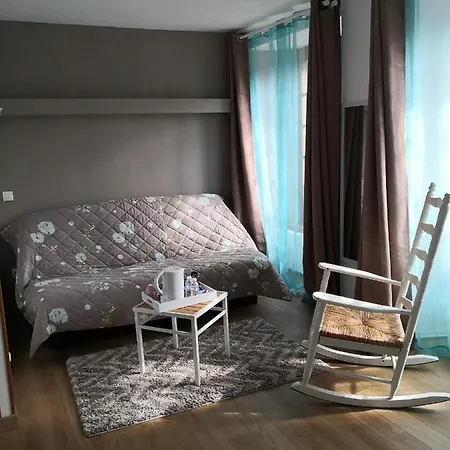 La Ruche Cantalienne Guest house 3*