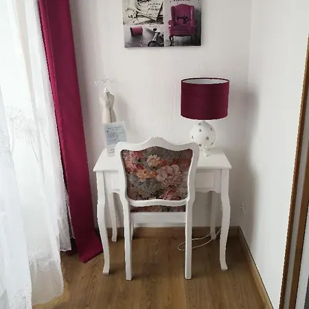 La Ruche Cantalienne Guest house *